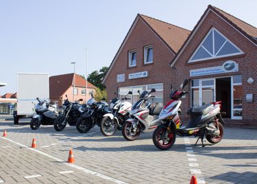 Johann's Fahrschule Upgant-Schott Motorräder